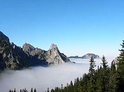 Bilder vom Kesselrundweg mit Nebel im Tal